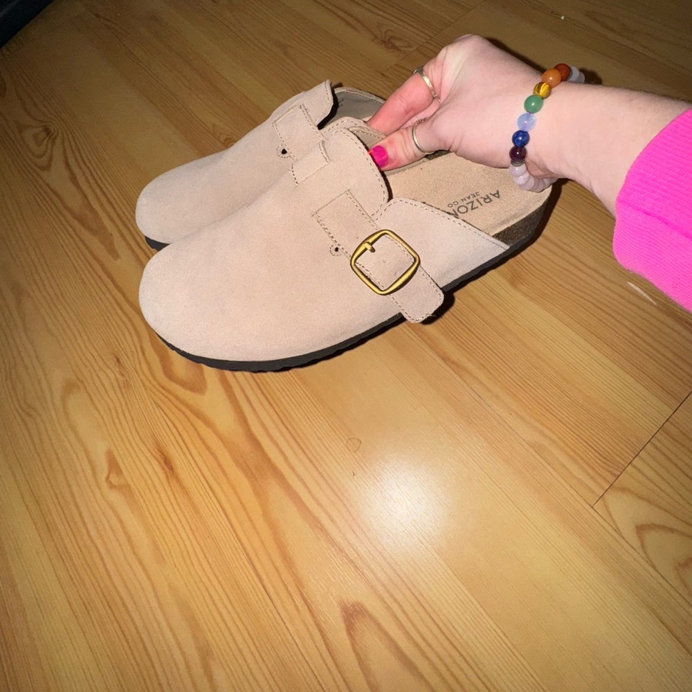 NWT Arizona Women's Beige Suede Buckle Mules